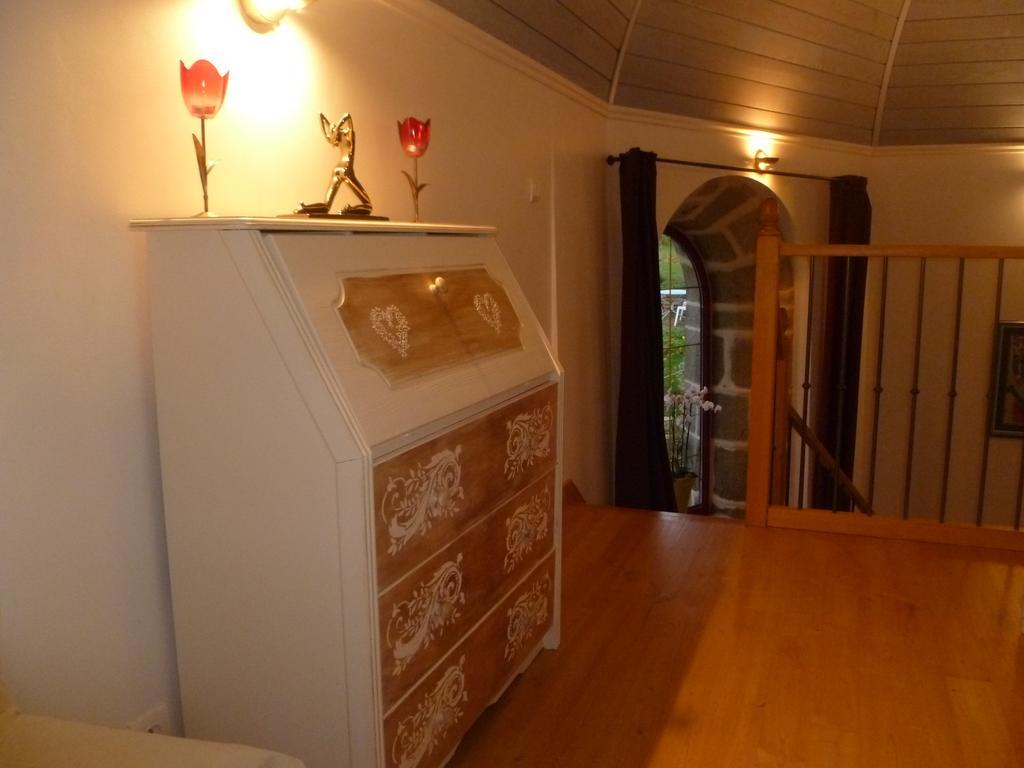 Gite Atypique Dans Une Chapelle Briec Room photo